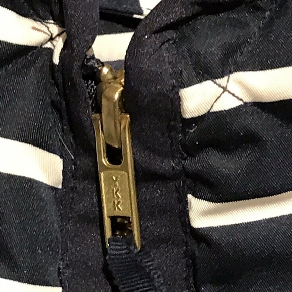 J. CREW Excursion Vest Womens XS Navy Striped Quilted - Picture 4 of 8